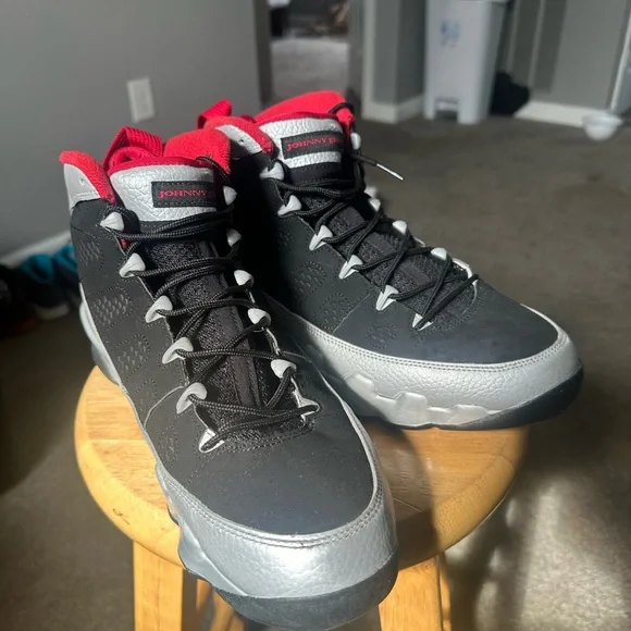 Retro Jordans - Picture 8 of 16